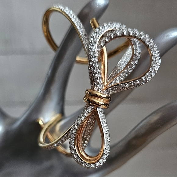 Swarovski Bow Cuff Bracelet. Rose Gold Cuff Bracelet. Swarovski. - Picture 7 of 16